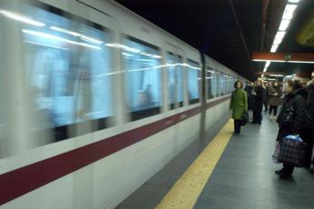 Roma, metro A chiusa oggi fra Termini e Battistini