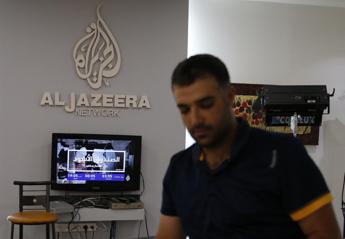 Israele ‘spegne’ al Jazeera, blitz negli uffici a Gerusalemme Est: sequestrate attrezzature