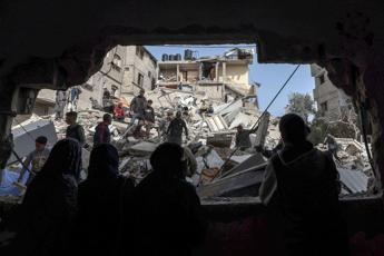 Israele: “Operazioni mirate in corso a Rafah”. Hamas dice sì a proposta di tregua