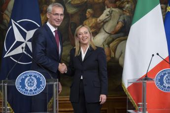 Italia Nato, Meloni oggi vede Stoltenberg: sul tavolo aiuti all’Ucraina e nodo spesa militare